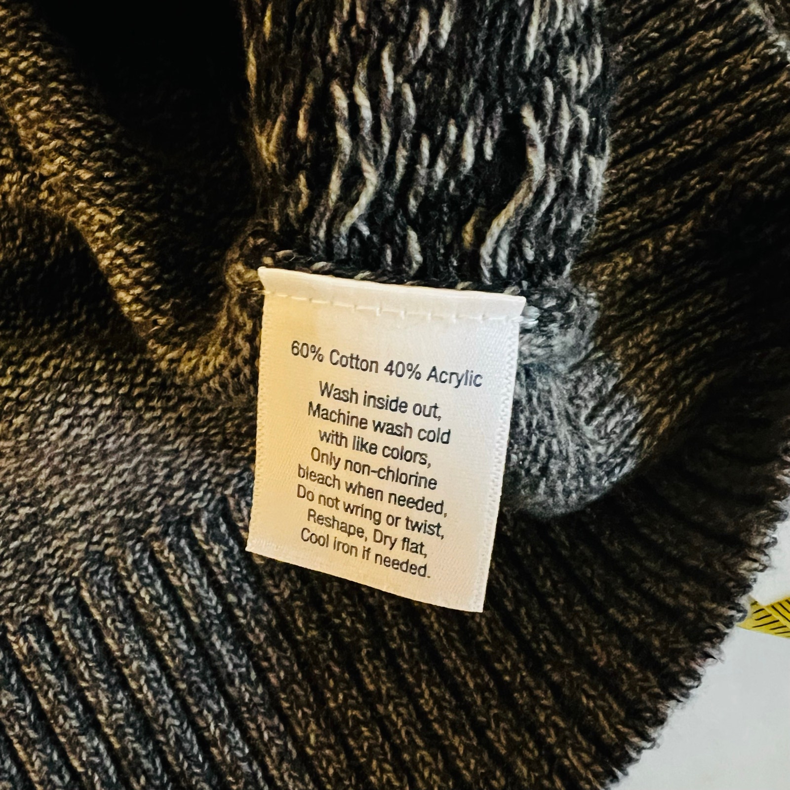Urban Pipeline Men’s Houndstooth Crew Neck Sweater Size L Large Nwt Gray — image 6 of 8